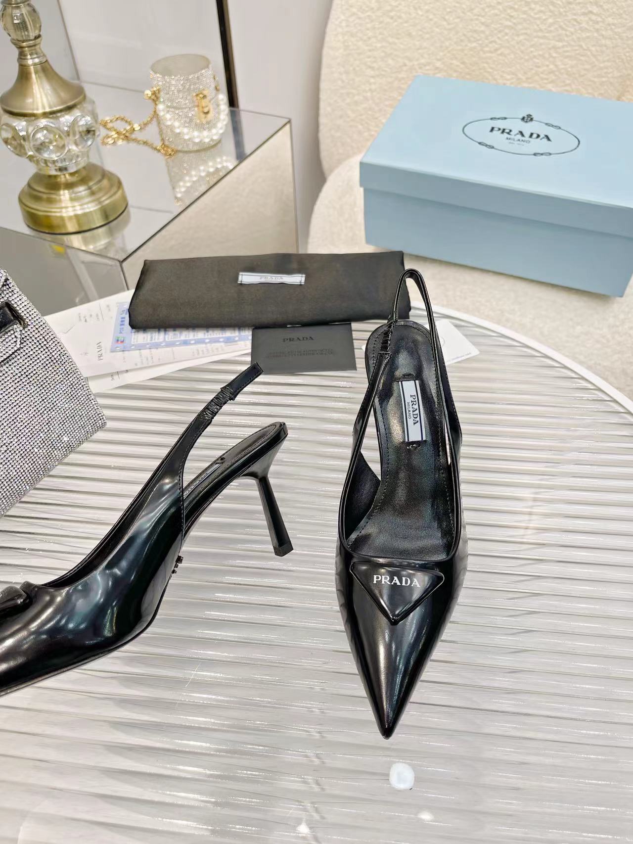 Women's high heels